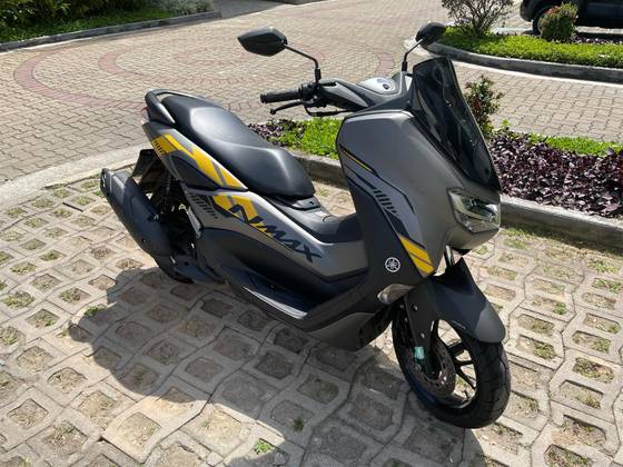 YAMAHA NMAX CONNECTED 160 SE ABS 